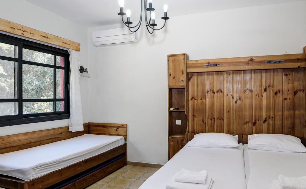 Amiad Joseph Well Country Inn Екстер'єр фото